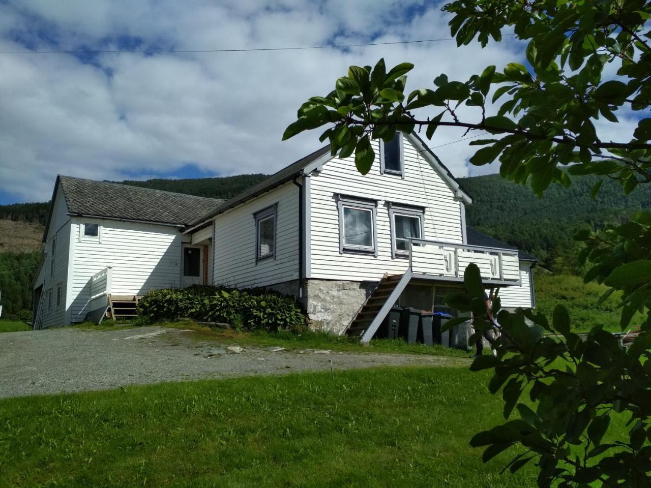 5 Bedrooms, Large Apartment With Nice View And Nature Herand Exterior foto